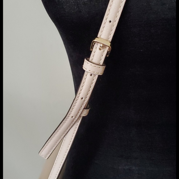 ❌SOLD❌Kate Spade convertible crossbody - Picture 4 of 13